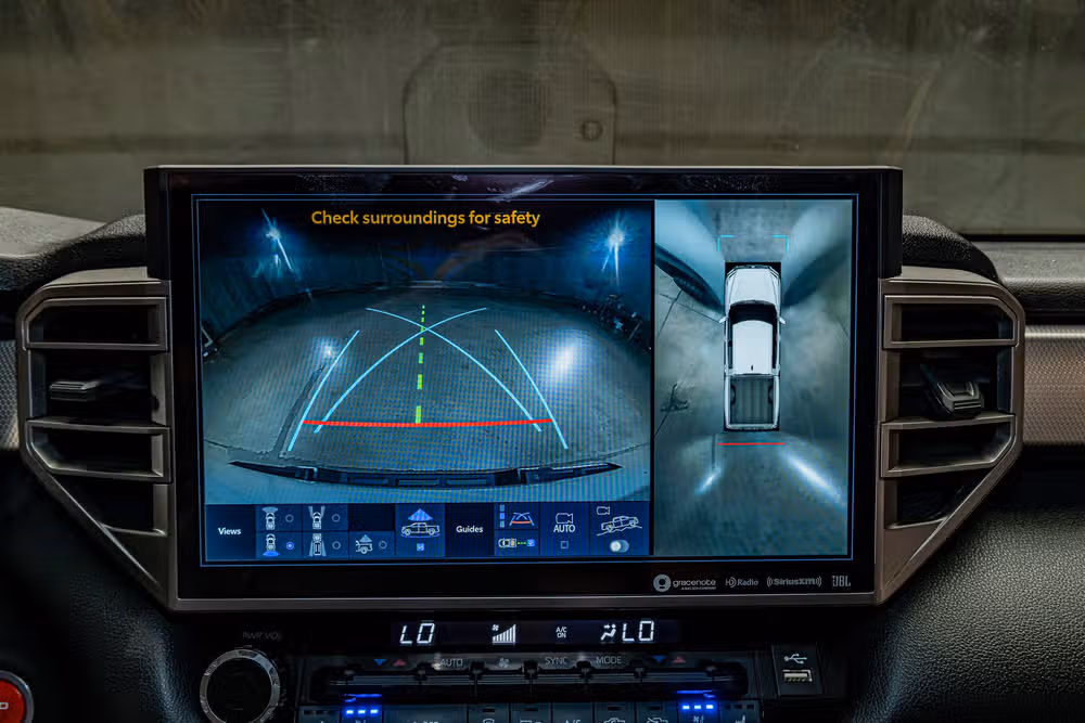 2023 Toyota Tundra Limited CrewMax Image 18