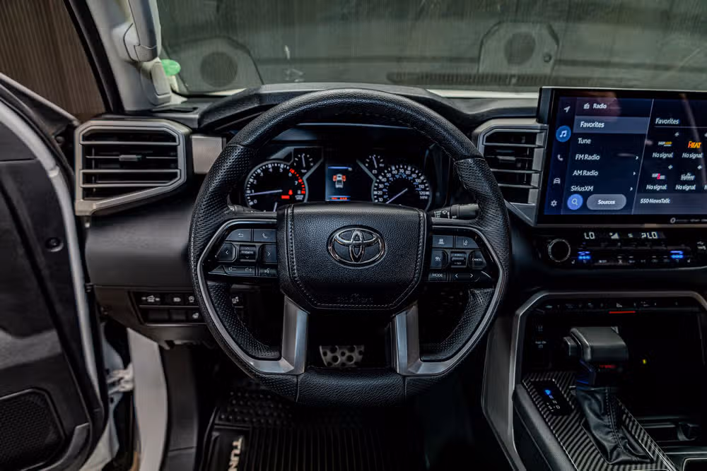 2023 Toyota Tundra Limited CrewMax Image 13