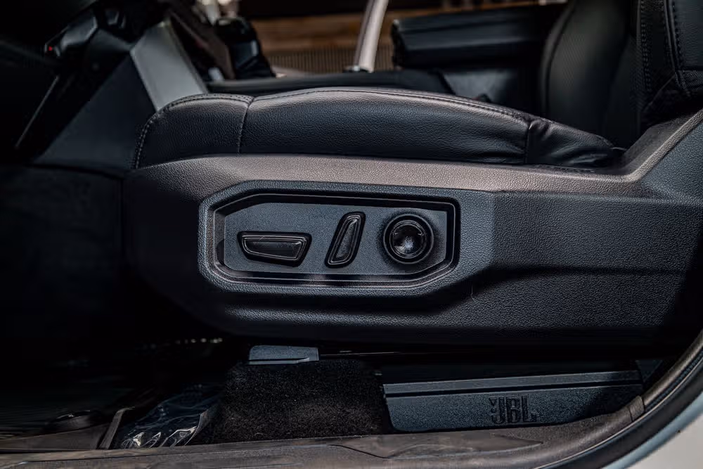 2023 Toyota Tundra Limited CrewMax Image 21