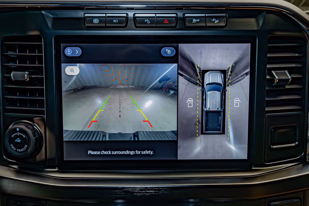 2023 Ford F-250 Super Duty Lariat Crew Cab Image 19