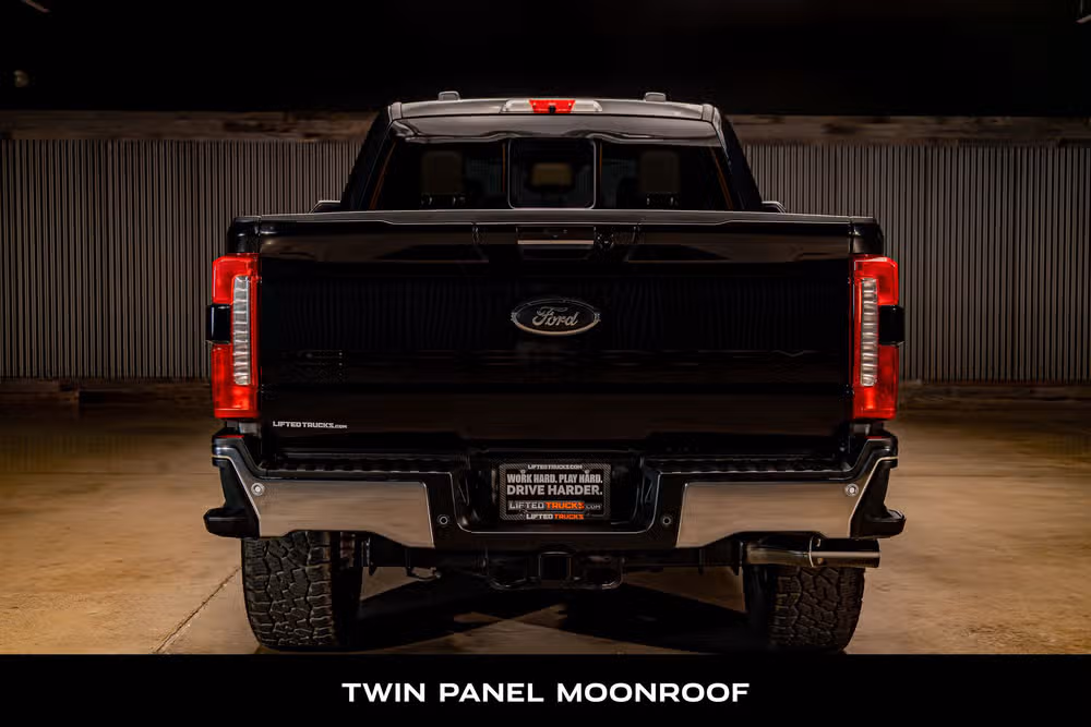 2023 Ford F-250 Super Duty Lariat Crew Cab Image 7
