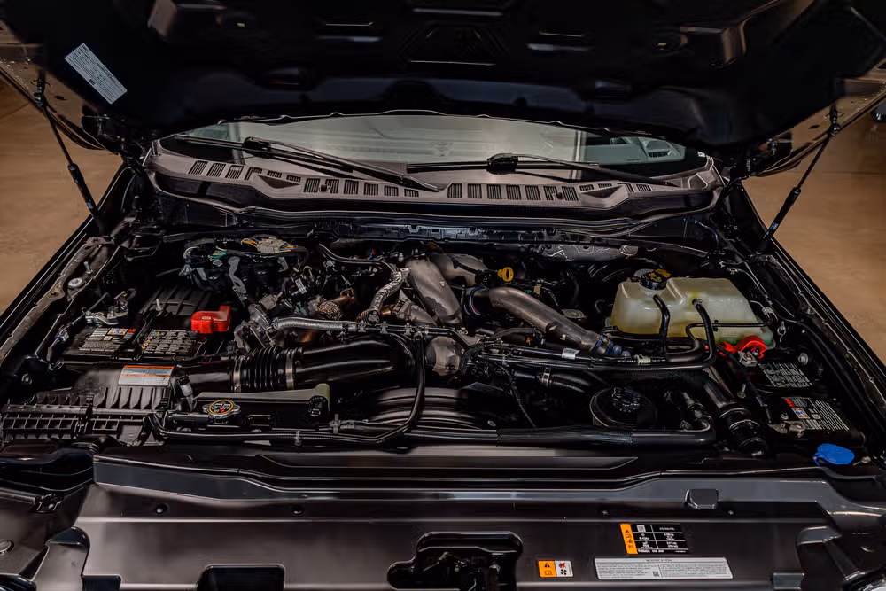 2023 Ford F-250 Super Duty Lariat Crew Cab Image 31