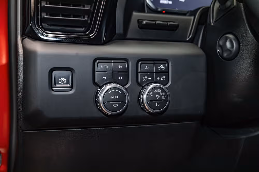 2026 GMC Sierra 1500 AT4 Crew Cab Image 21
