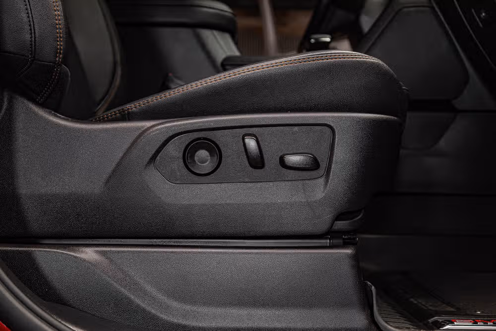 2026 GMC Sierra 1500 AT4 Crew Cab Image 30