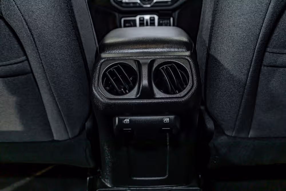 2025 Jeep Wrangler Sport S Image 21