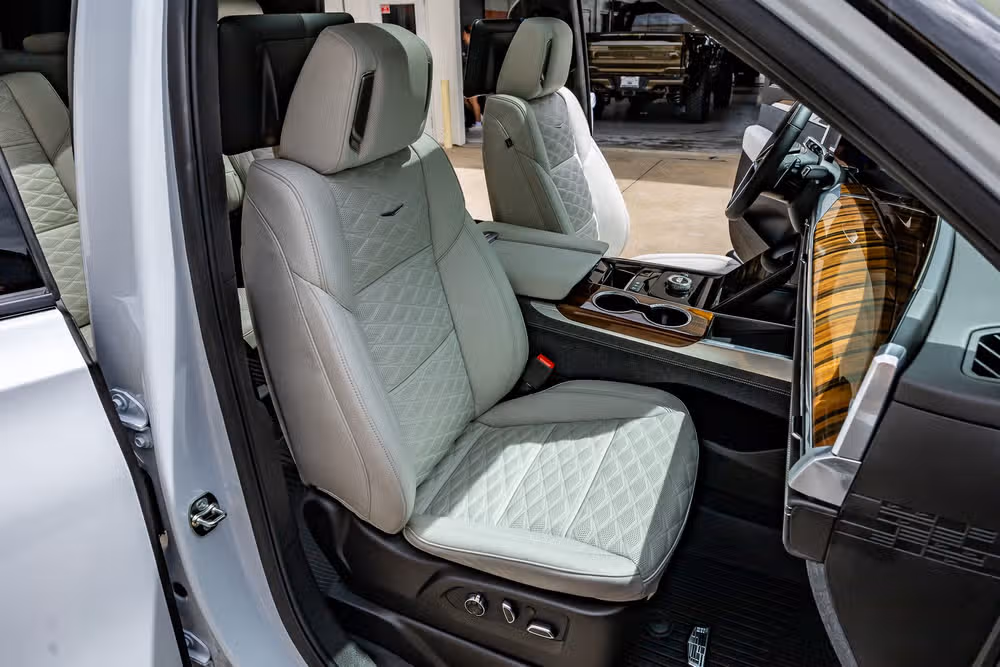 2026 Cadillac Escalade Platinum Sport Image 32