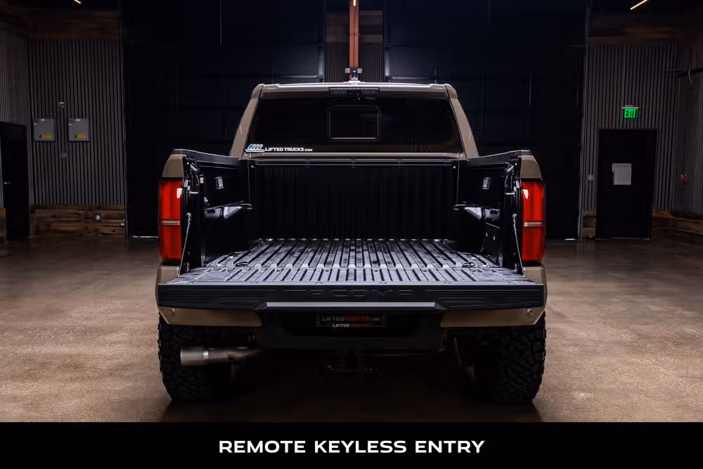 2026 Toyota Tacoma TRD Sport Double Cab Image 9