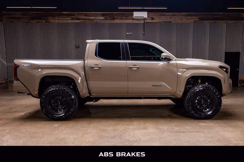 2026 Toyota Tacoma TRD Sport Double Cab Image 11