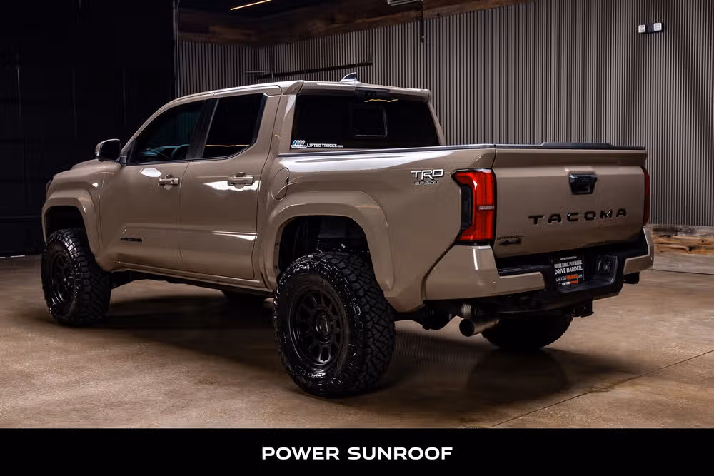 2026 Toyota Tacoma TRD Sport Double Cab Image 7