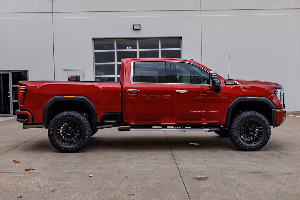 2024 GMC Sierra 2500HD Denali Crew Cab Image 11