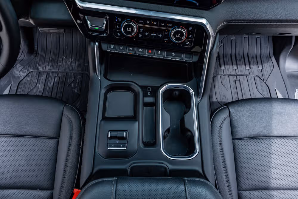 2024 GMC Sierra 2500HD Denali Crew Cab Image 28