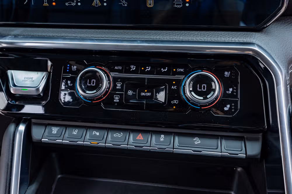 2024 GMC Sierra 2500HD Denali Crew Cab Image 27