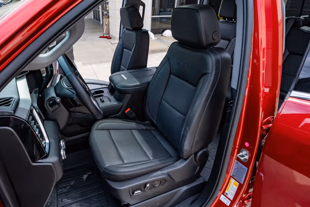 2024 GMC Sierra 2500HD Denali Crew Cab Image 30