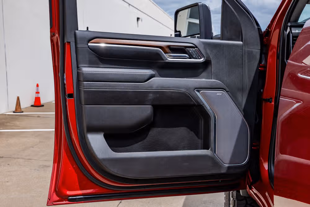 2024 GMC Sierra 2500HD Denali Crew Cab Image 37