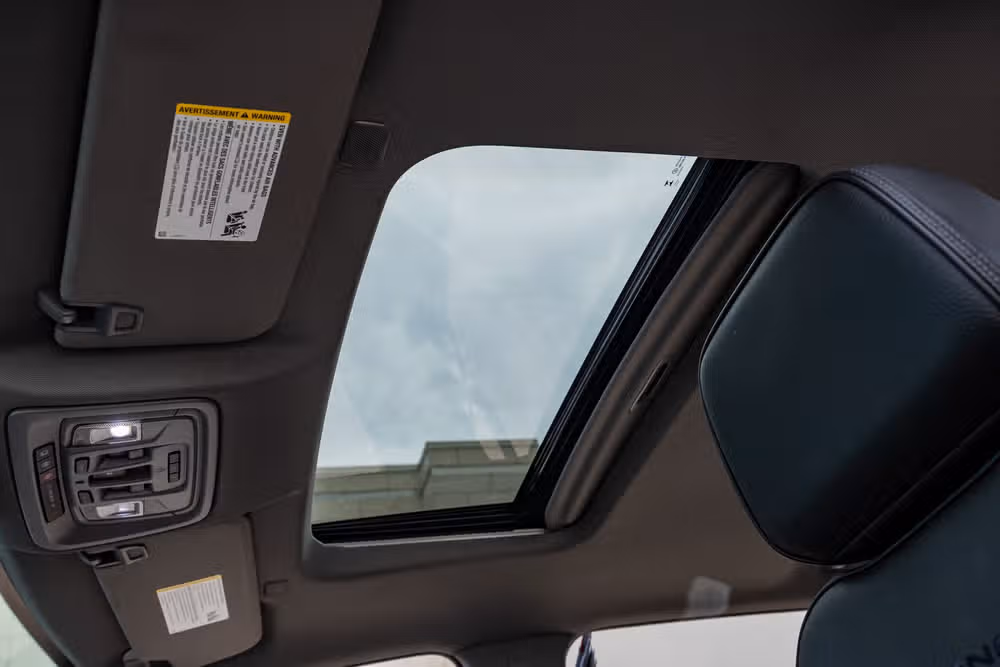 2024 GMC Sierra 2500HD Denali Crew Cab Image 31
