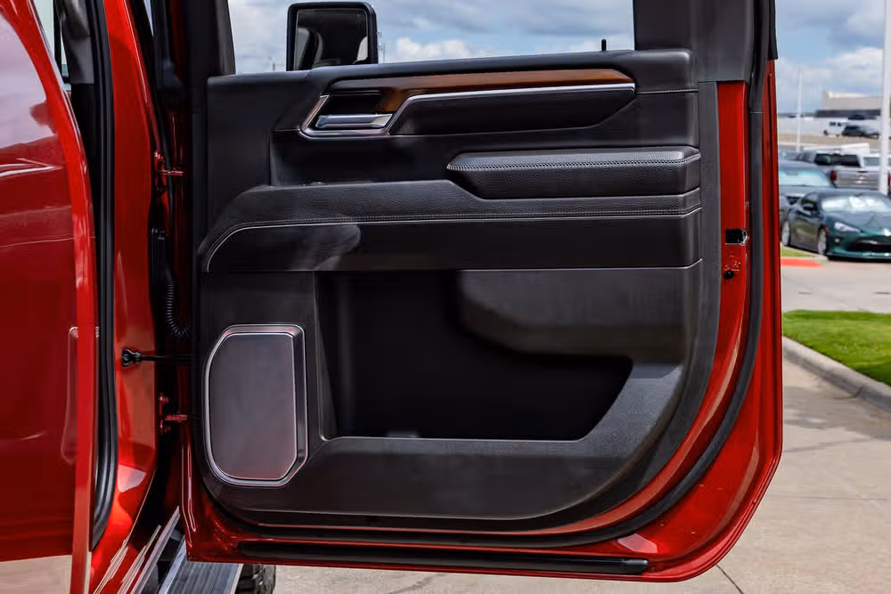 2024 GMC Sierra 2500HD Denali Crew Cab Image 40