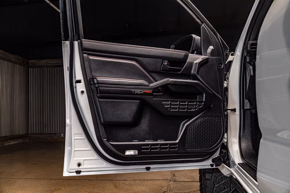 2025 Toyota Tacoma TRD Pro HV Double Cab Image 31