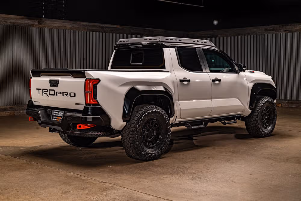 2025 Toyota Tacoma TRD Pro HV Double Cab Image 10