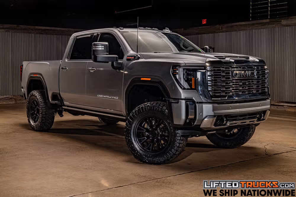 2026 GMC Sierra 3500HD Denali Reserve Crew Cab Image 1