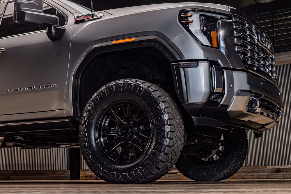 2026 GMC Sierra 3500HD Denali Reserve Crew Cab Image 15
