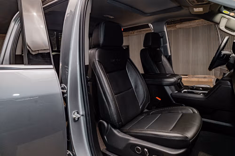 2026 GMC Sierra 3500HD Denali Reserve Crew Cab Image 30