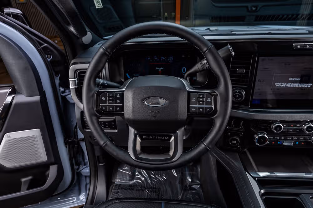 2026 Ford F-350 Super Duty Platinum Crew Cab Image 20
