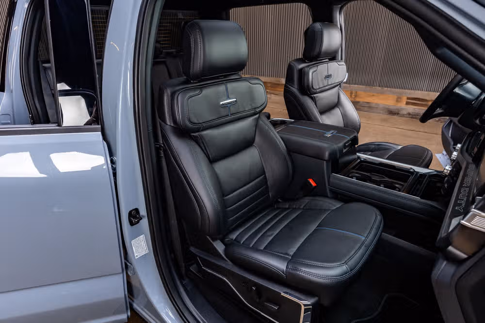 2026 Ford F-350 Super Duty Platinum Crew Cab Image 34