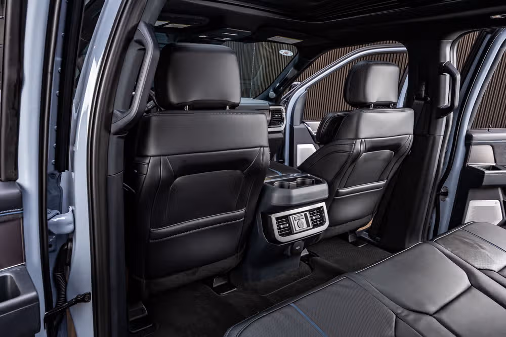 2026 Ford F-350 Super Duty Platinum Crew Cab Image 37