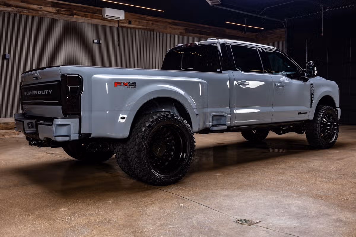 2026 Ford F-350 Super Duty Platinum Crew Cab