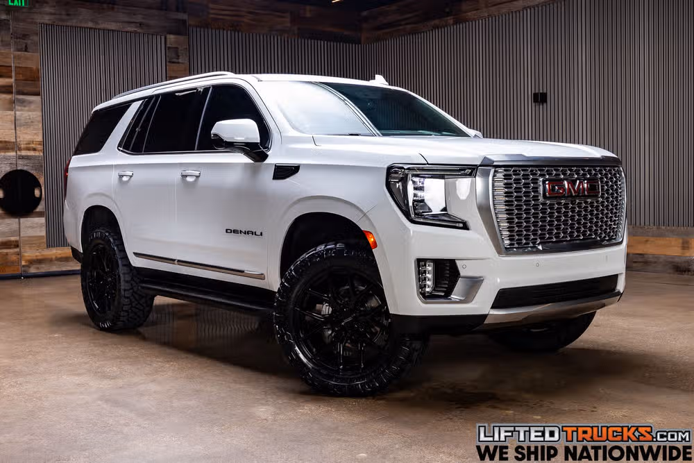 2024 GMC Yukon Denali Image 1