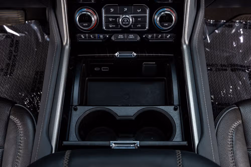 2024 GMC Yukon Denali Image 28