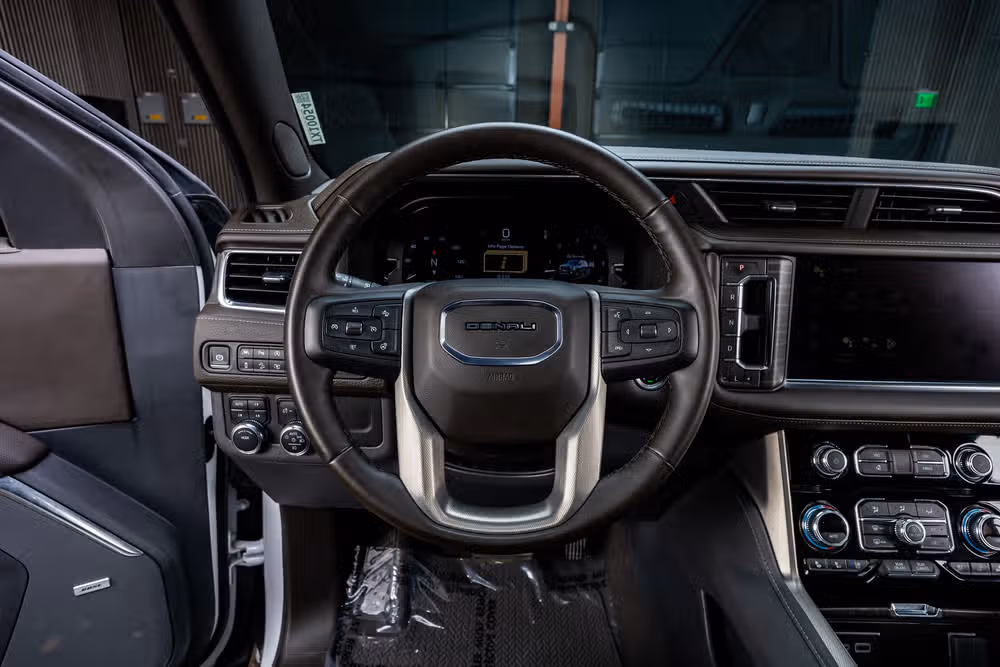 2024 GMC Yukon Denali Image 19