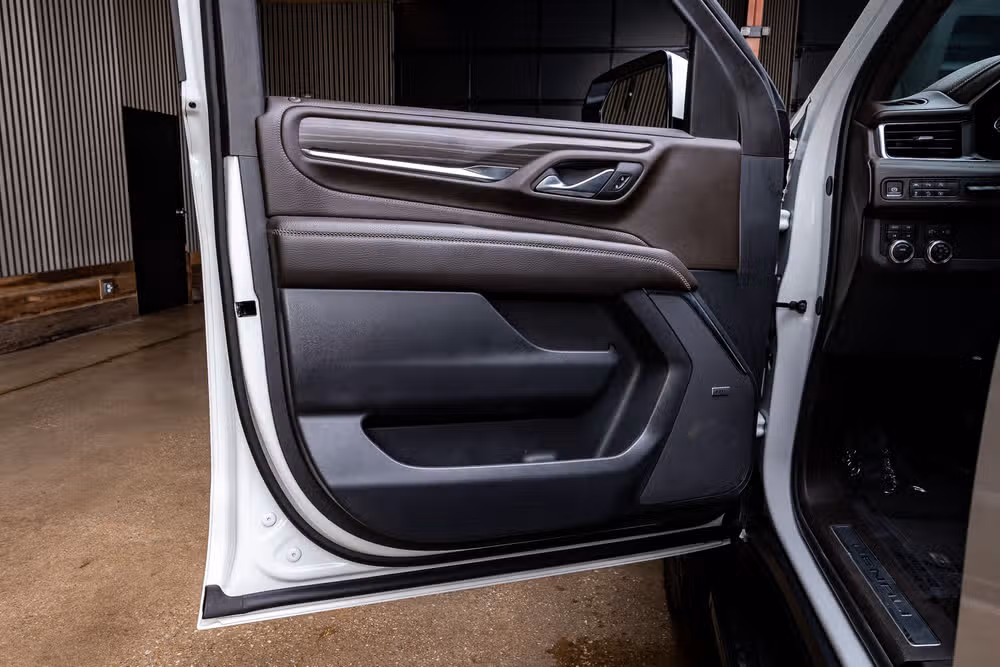 2024 GMC Yukon Denali Image 38