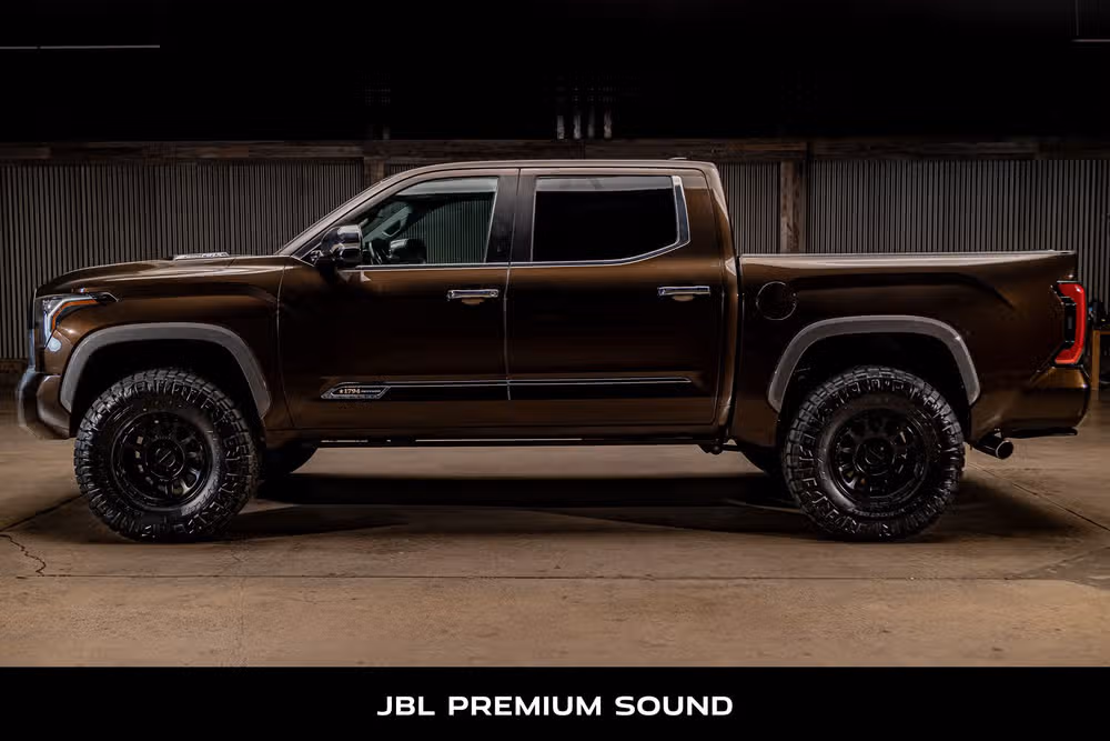 2024 Toyota Tundra 1794 Edition HV CrewMax Image 6