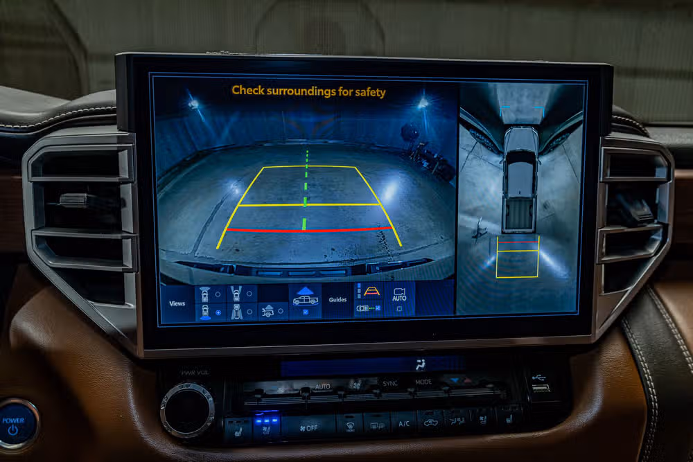 2024 Toyota Tundra 1794 Edition HV CrewMax Image 19