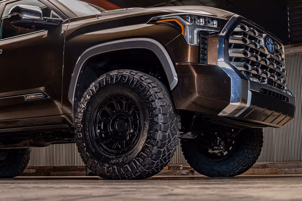 2024 Toyota Tundra 1794 Edition HV CrewMax Image 12