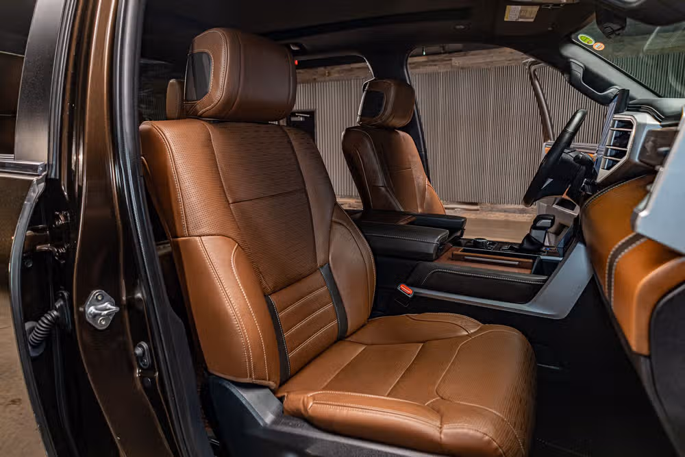 2024 Toyota Tundra 1794 Edition HV CrewMax Image 28