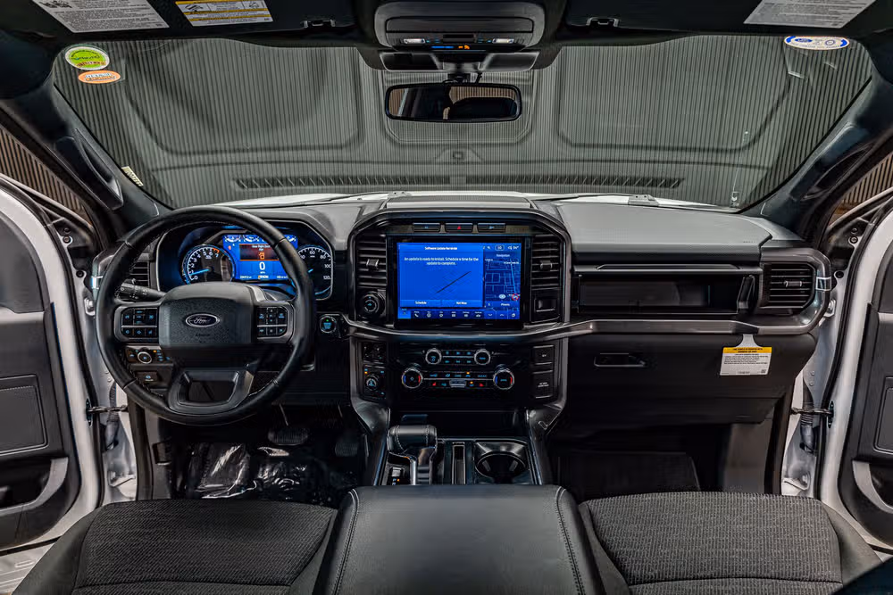 2023 Ford F-150 XLT SuperCrew Image 14