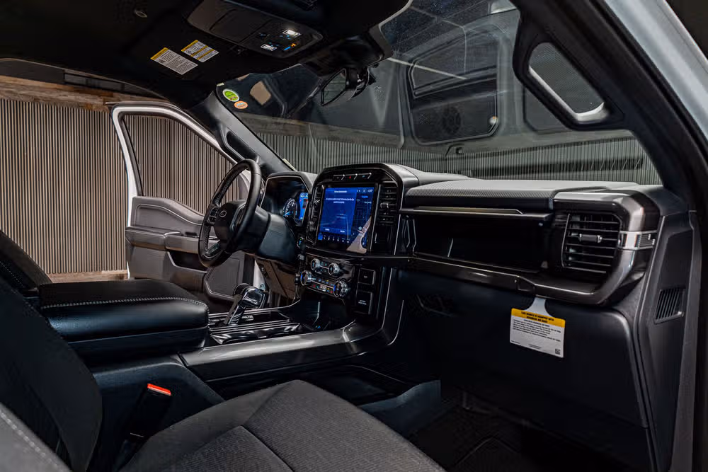 2023 Ford F-150 XLT SuperCrew Image 15