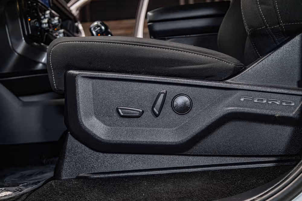 2023 Ford F-150 XLT SuperCrew Image 20