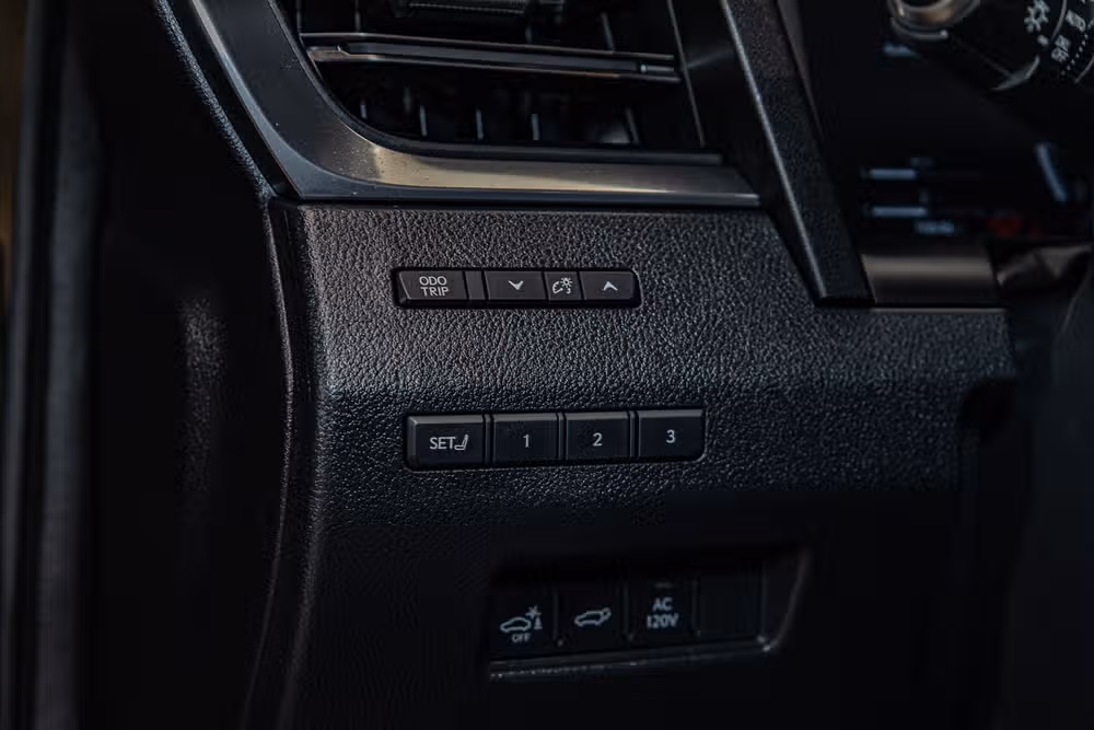 2024 Lexus GX 550 Overtrail+ Image 17
