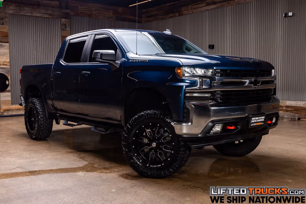 2020 Chevrolet Silverado 1500 LT Crew Cab Image 1