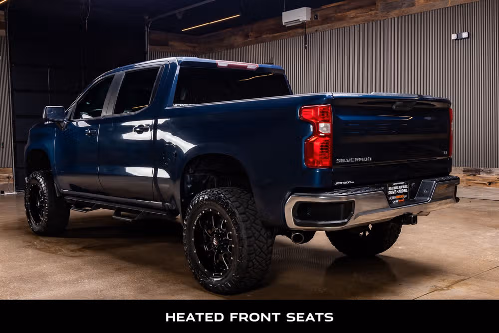 2020 Chevrolet Silverado 1500 LT Crew Cab Image 6