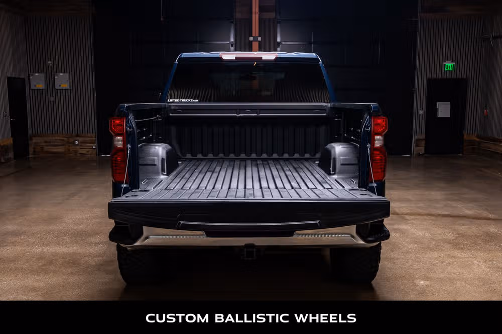 2020 Chevrolet Silverado 1500 LT Crew Cab Image 8
