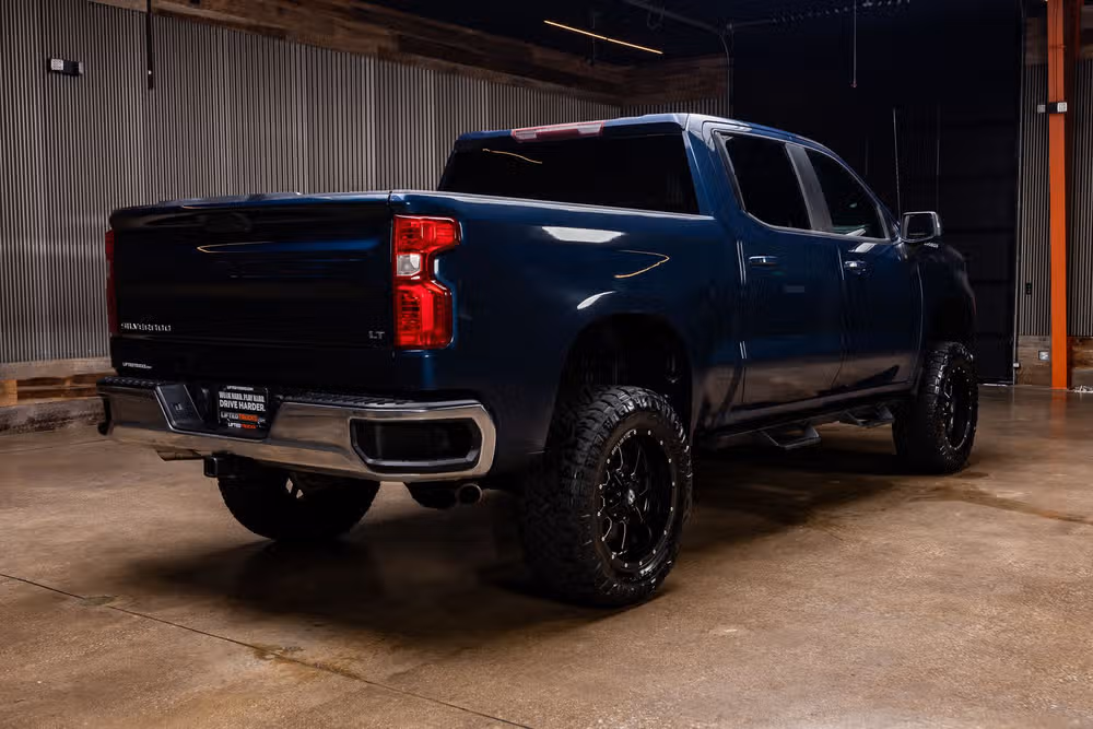 2020 Chevrolet Silverado 1500 LT Crew Cab Image 9