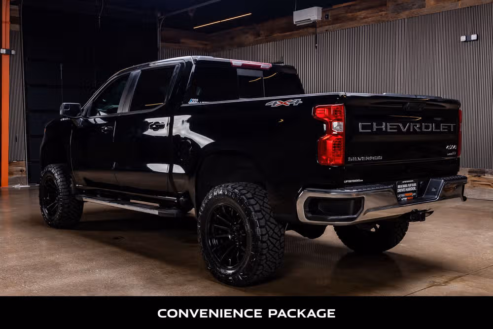 2023 Chevrolet Silverado 1500 LT Crew Cab Image 7