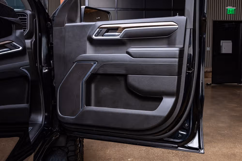2023 Chevrolet Silverado 1500 LT Crew Cab Image 37