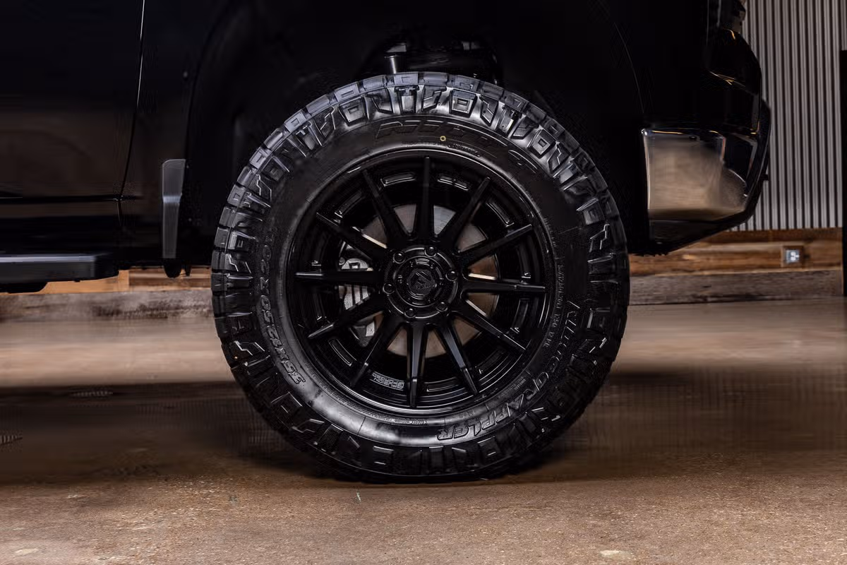 2023 Chevrolet Silverado 1500 LT Crew Cab