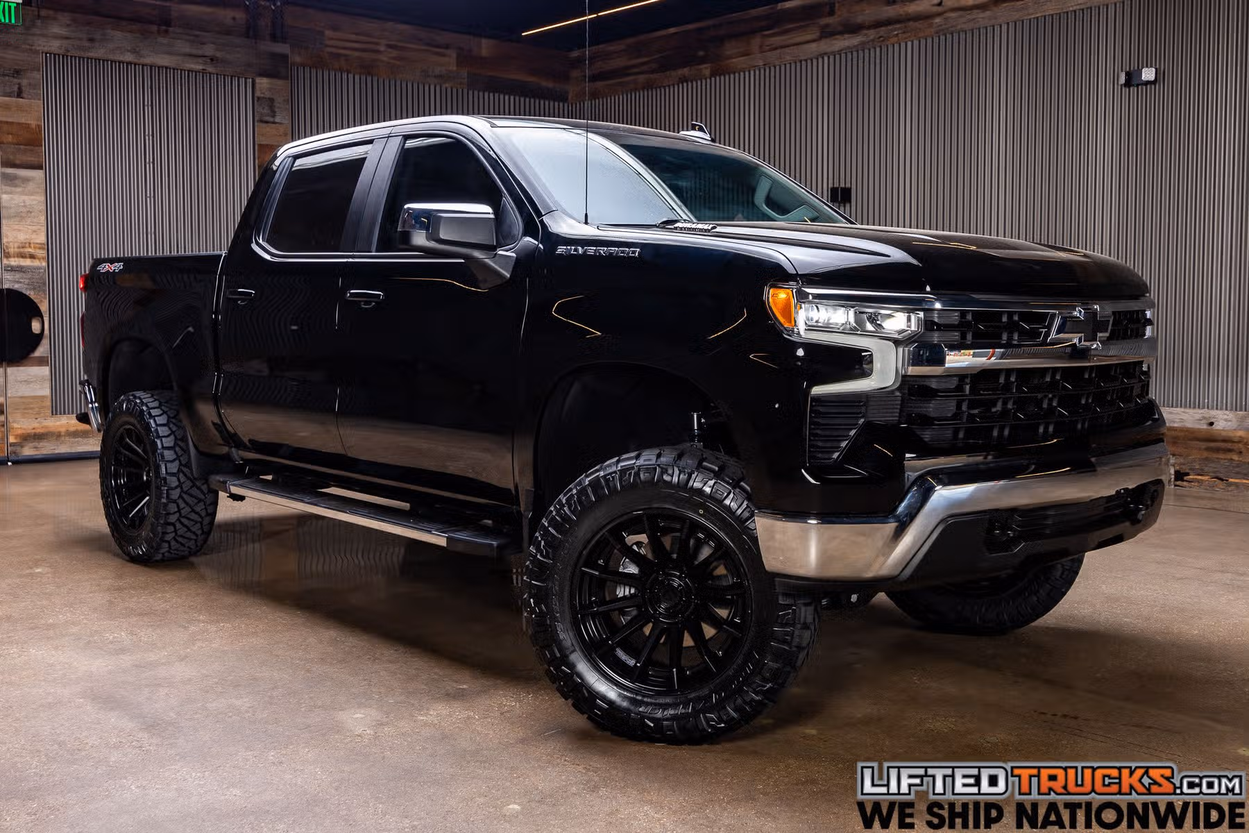 2023 Chevrolet Silverado 1500 LT Crew Cab Image 1