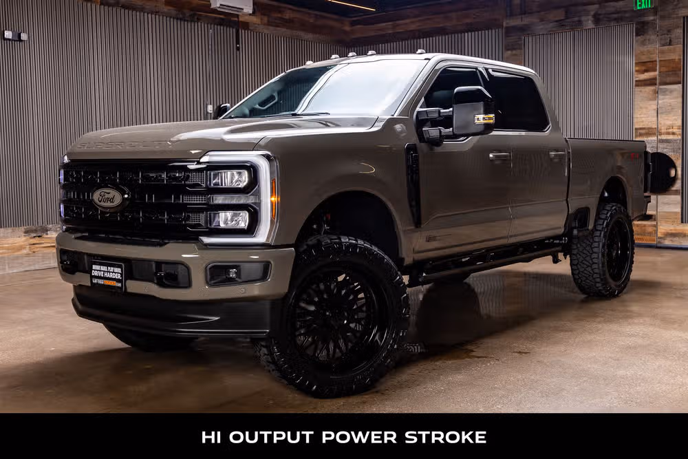 2026 Ford F-350 Super Duty King Ranch Crew Cab Image 5